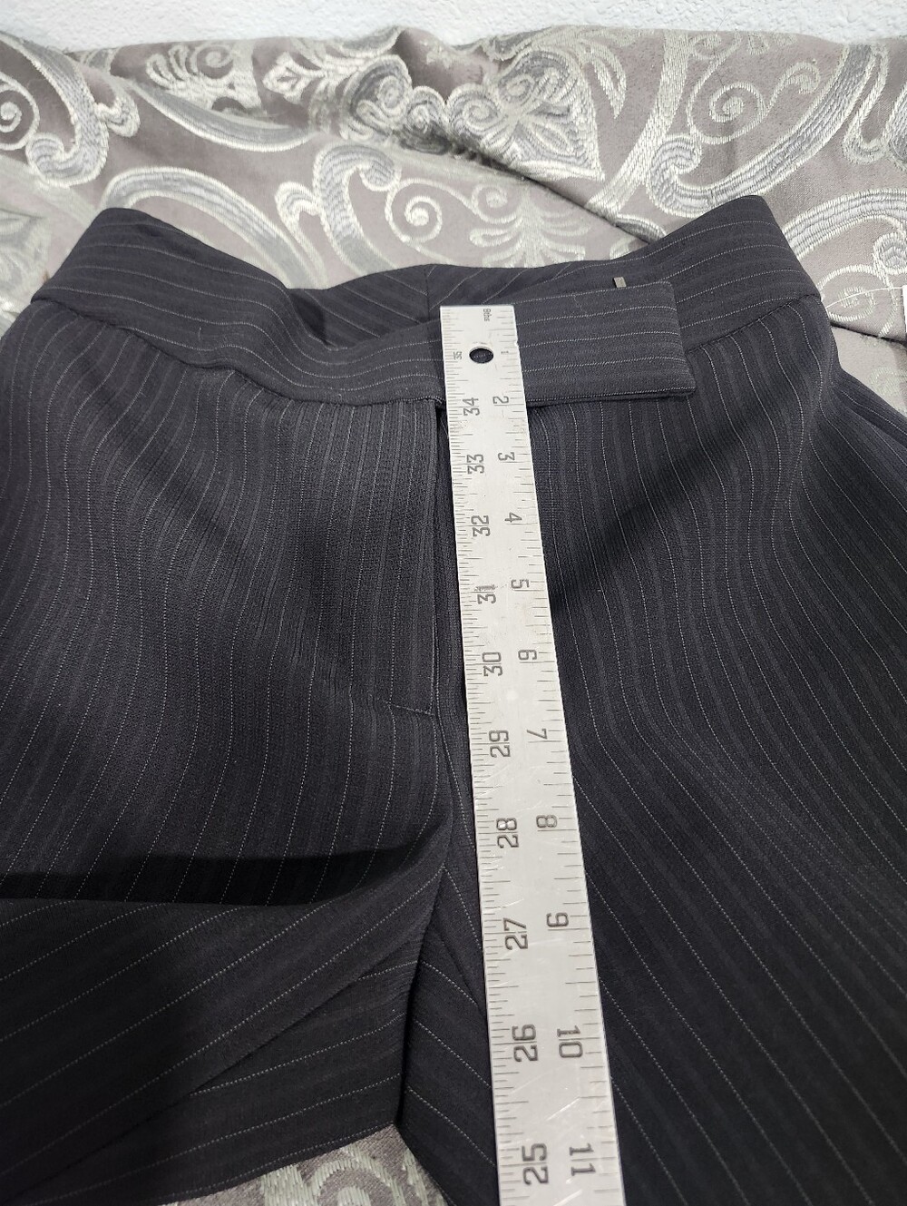 Tahari Arther Levine Tailored Black Pinstripe Women's Blazer & Trouser Suit 0P - Picture 12 of 14